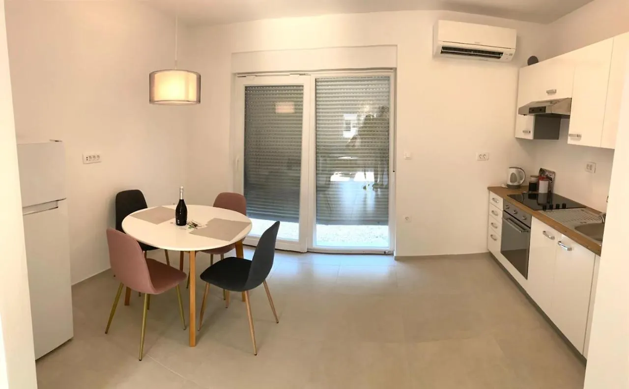 Apartments A Pola