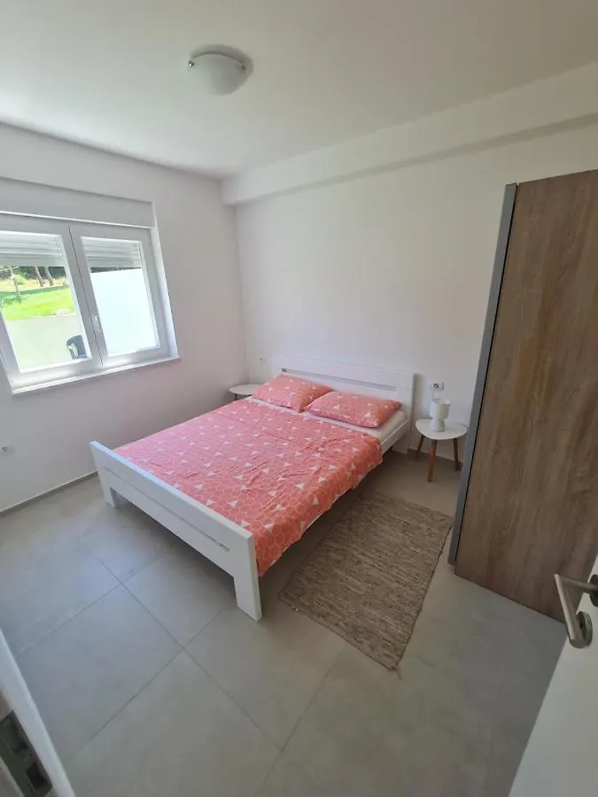 Apartments A Pola Croazia